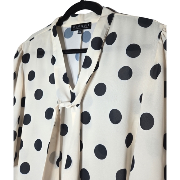 Eloquii Bow Tie Blouse With Flutter Sleeves Size 16 - Picture 4 of 7